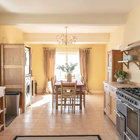 Halyon Village * 그린캐슬