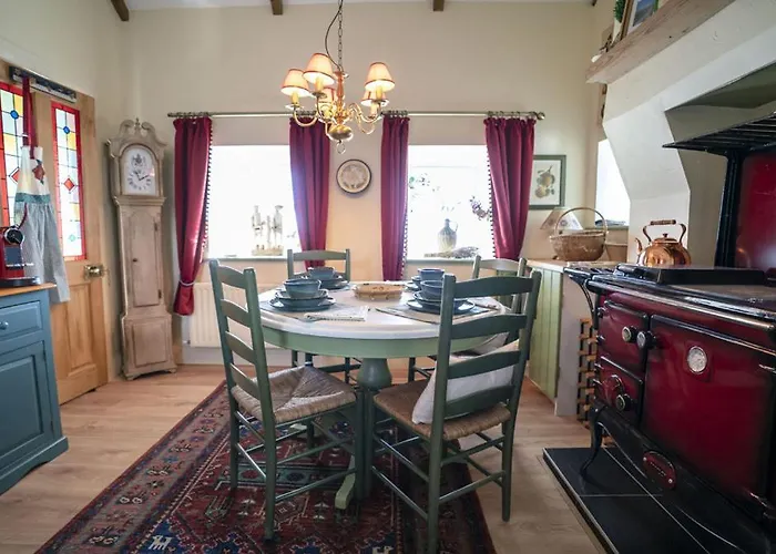 Halyon Village Resort