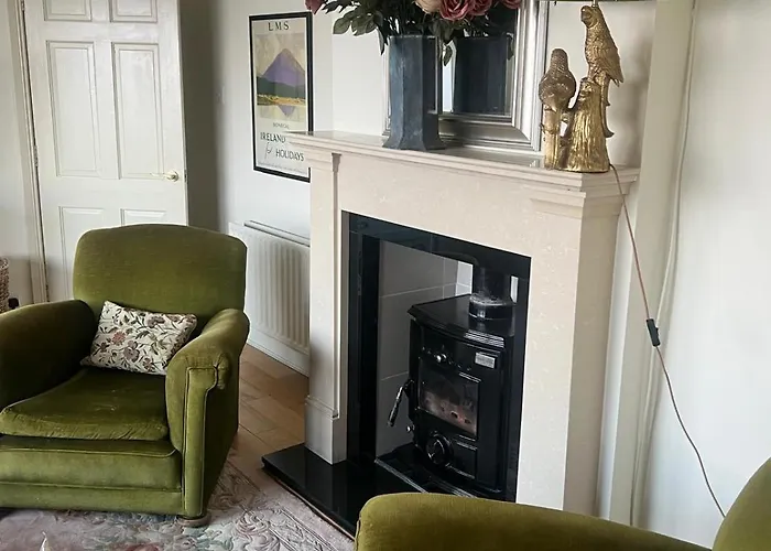 Halyon Village 格林卡斯尔